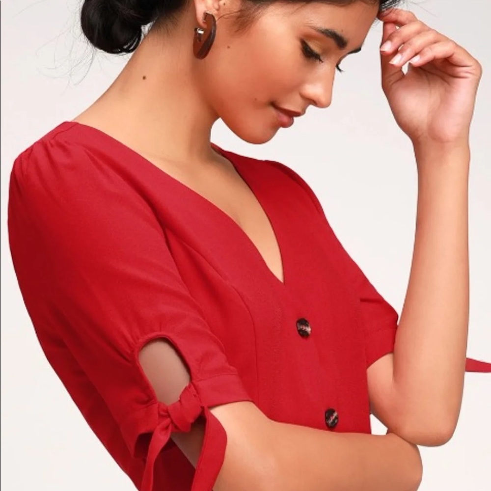 Red Button Front Toe Sleeve Ruffles Midi - Picture 4 of 4